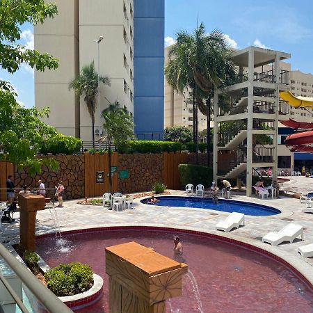 Golden Dolphin Grand Hotel Piscina 24H Caldas Novas Exterior photo
