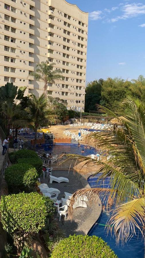Golden Dolphin Grand Hotel Piscina 24H Caldas Novas Exterior photo